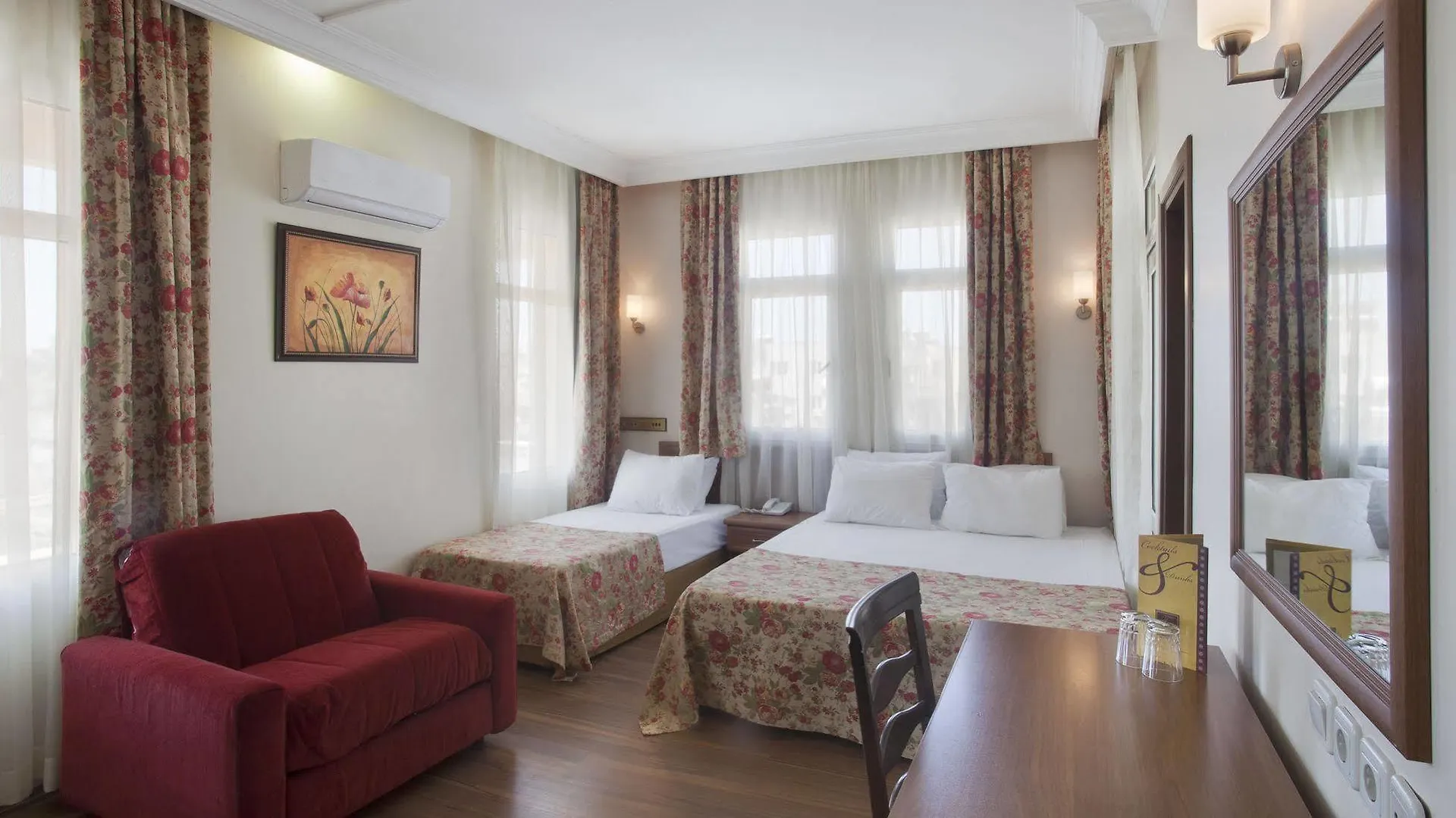 Triana Hotel Antalya
