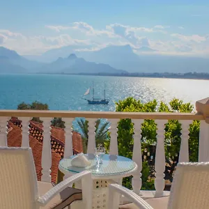 Bacchus ** Antalya
